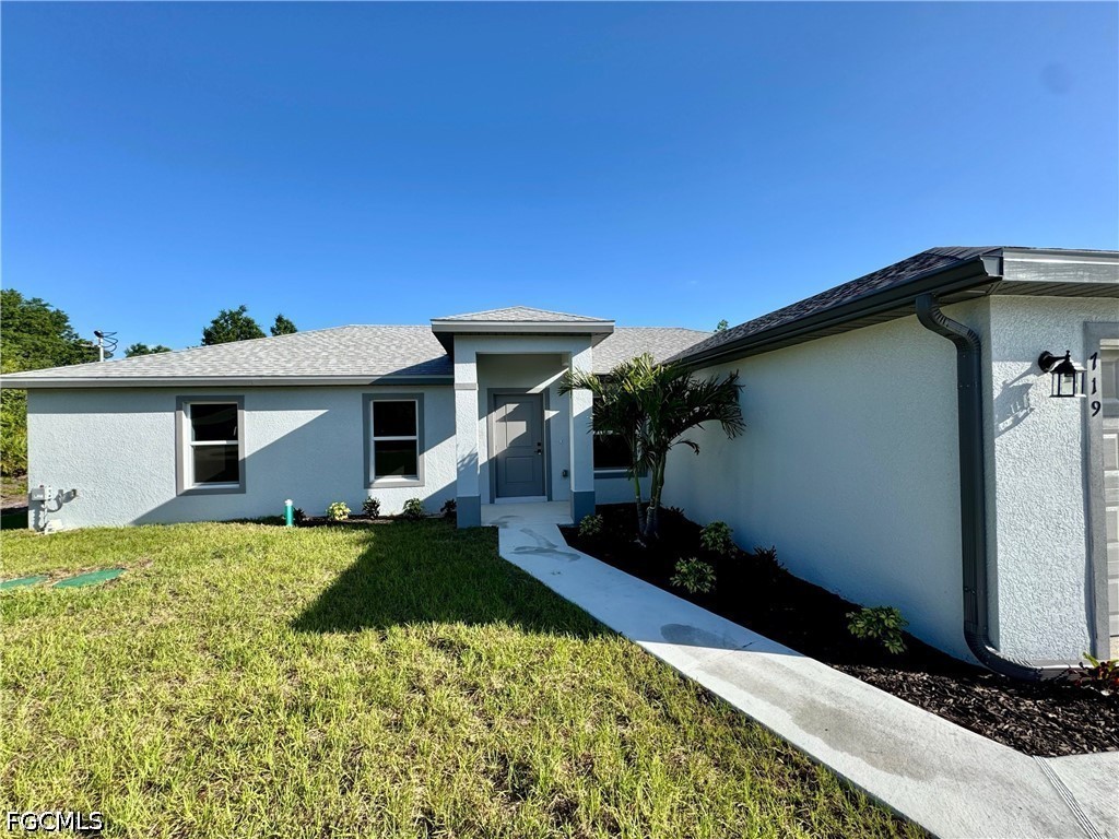 719 Ledge Street Lehigh Acres FL 33972 2026017040 image2