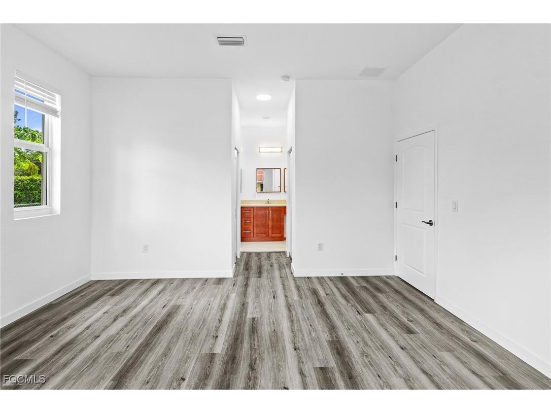 719 Little Rock Street E Lehigh Acres FL 33974 2025012553 image10