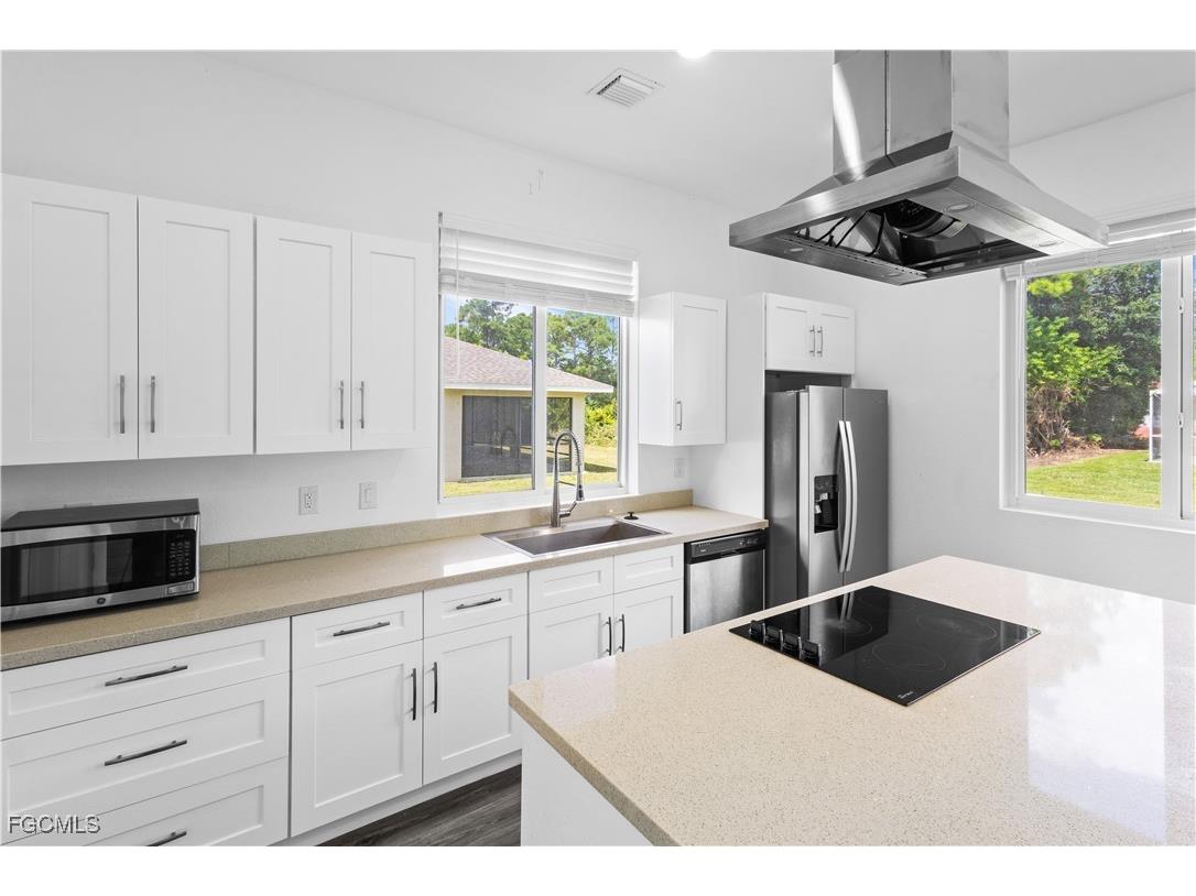 719 Little Rock Street E Lehigh Acres FL 33974 2025012553 image6