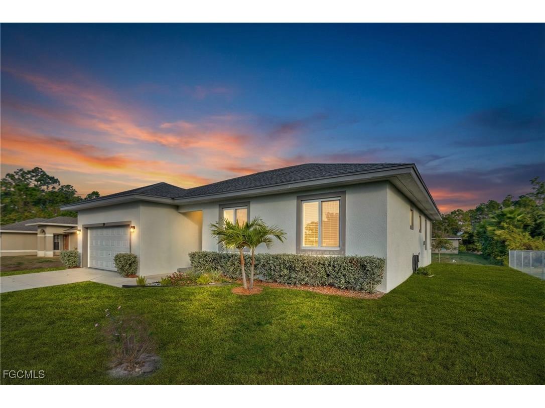 719 Little Rock Street E Lehigh Acres FL 33974 2026002307 image4