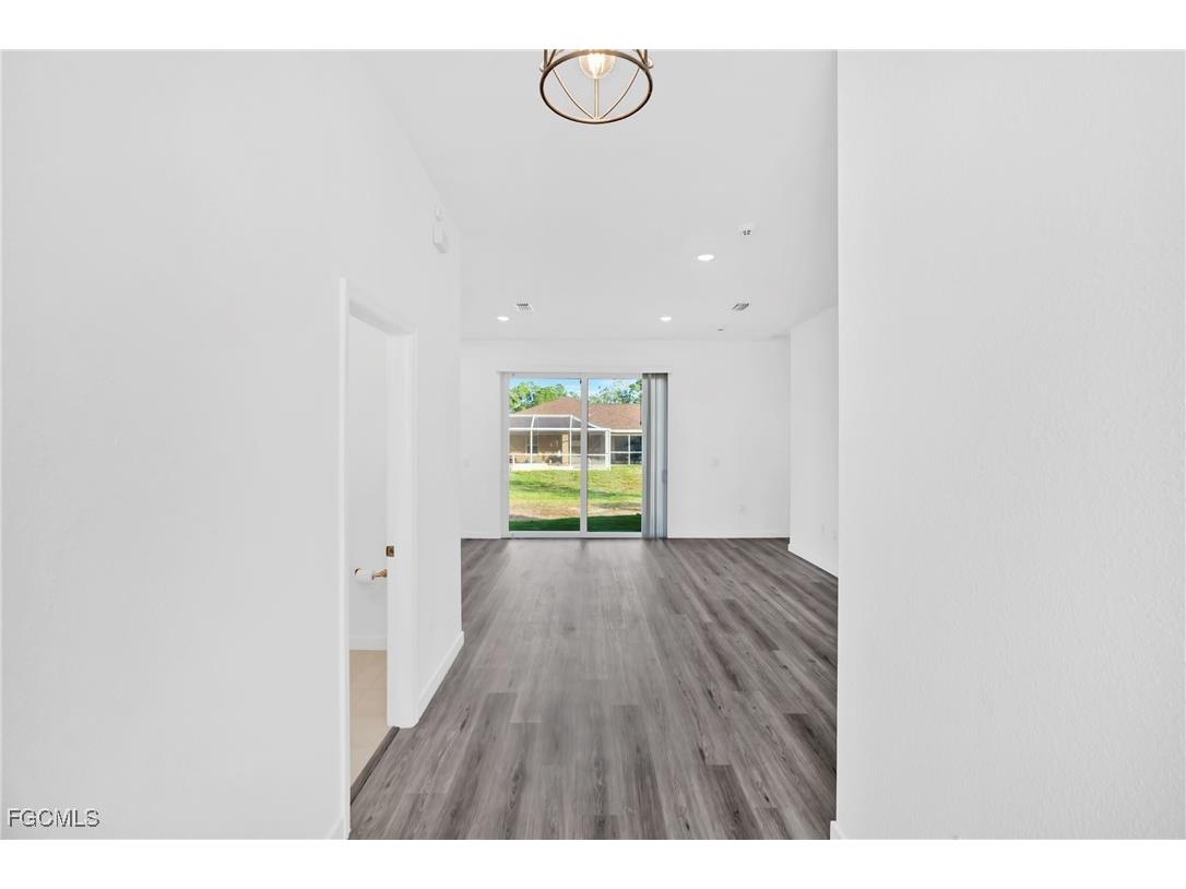 719 Little Rock Street E Lehigh Acres FL 33974 2026002307 image7