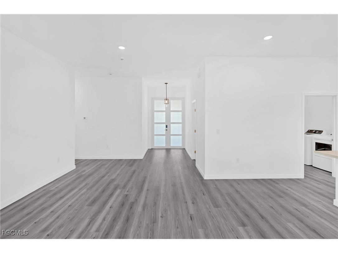 719 Little Rock Street E Lehigh Acres FL 33974 2026002307 image8