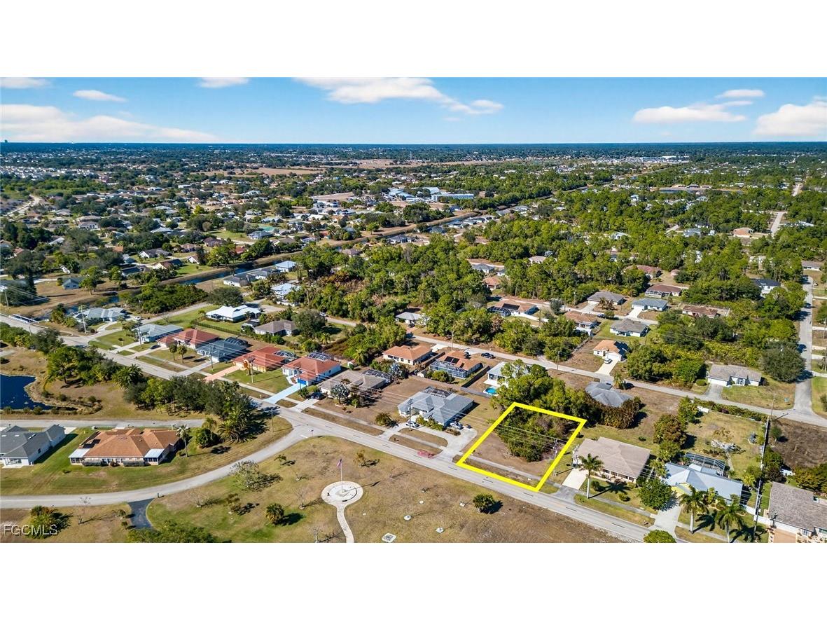 719 Milwaukee Boulevard Lehigh Acres FL 33974 2026005887 image1