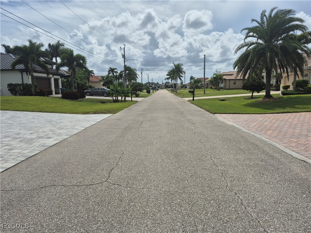 719 NW 39th Avenue Cape Coral FL 33993 2025015048 image10