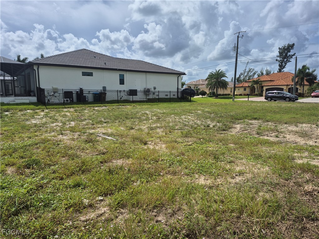 719 NW 39th Avenue Cape Coral FL 33993 2025015048 image7