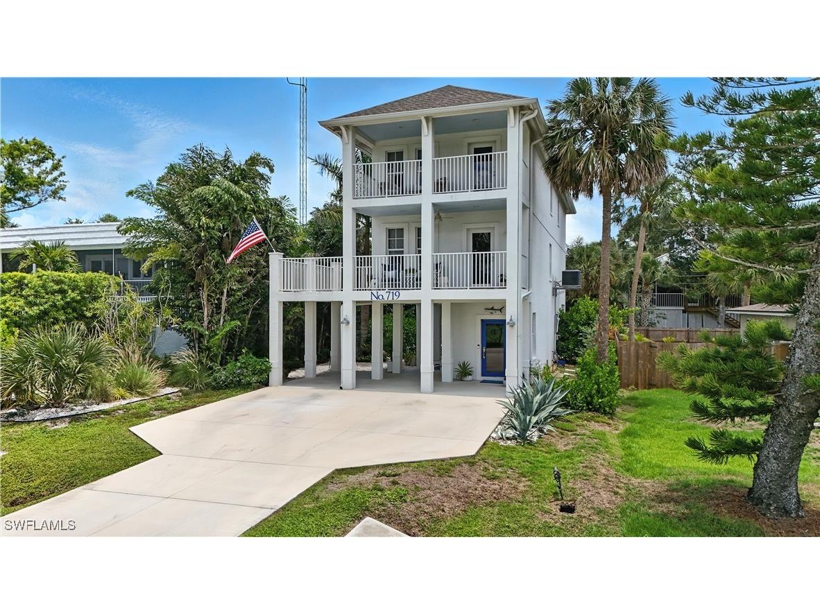 719 Park Avenue Naples FL 34110 225058260 image1