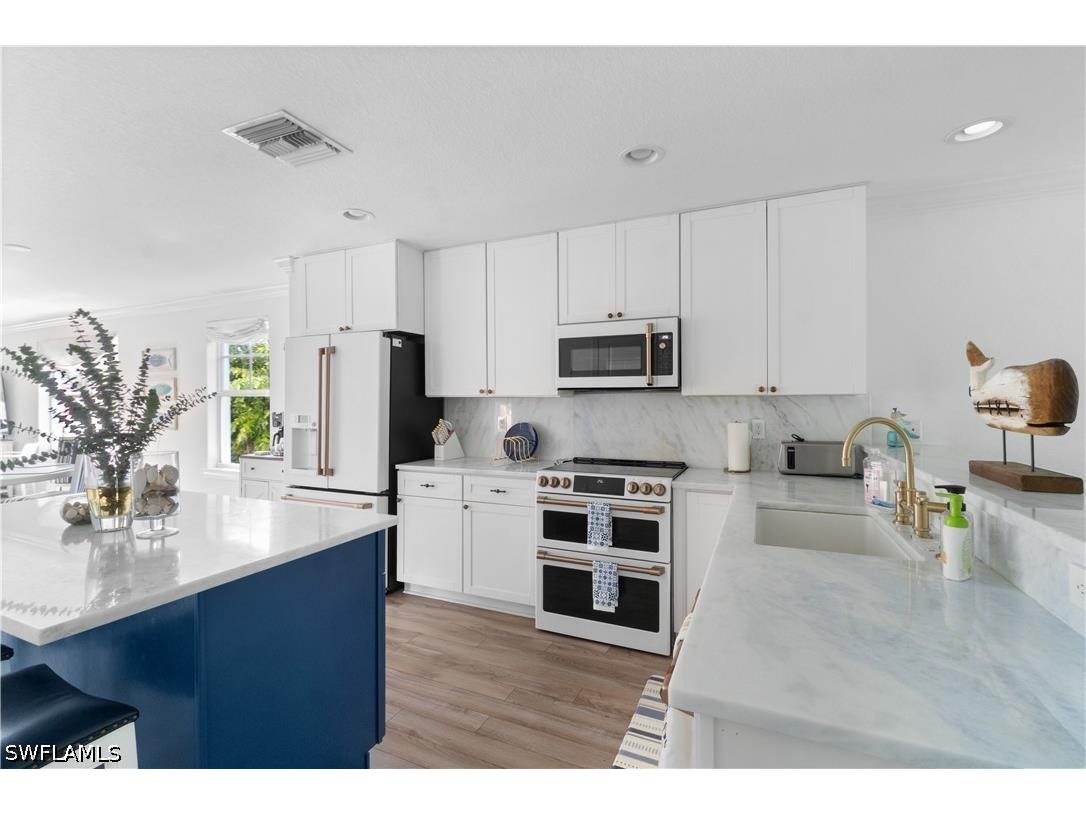 719 Park Avenue Naples FL 34110 226023279 image8