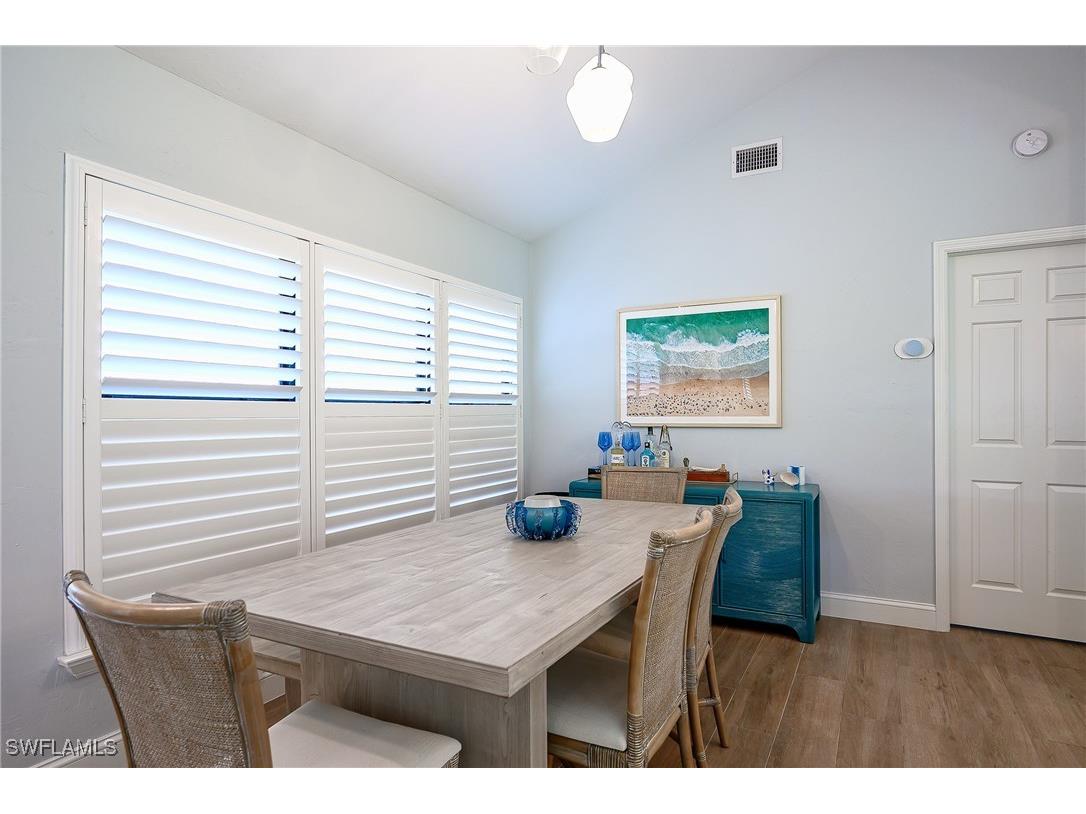 719 Reef Point Circle #13 Naples FL 34108 225068735 image6