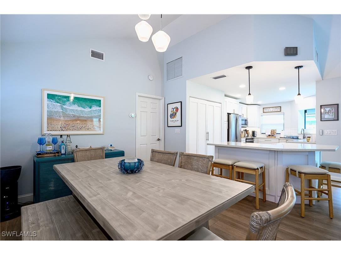 719 Reef Point Circle #13 Naples FL 34108 225068735 image7