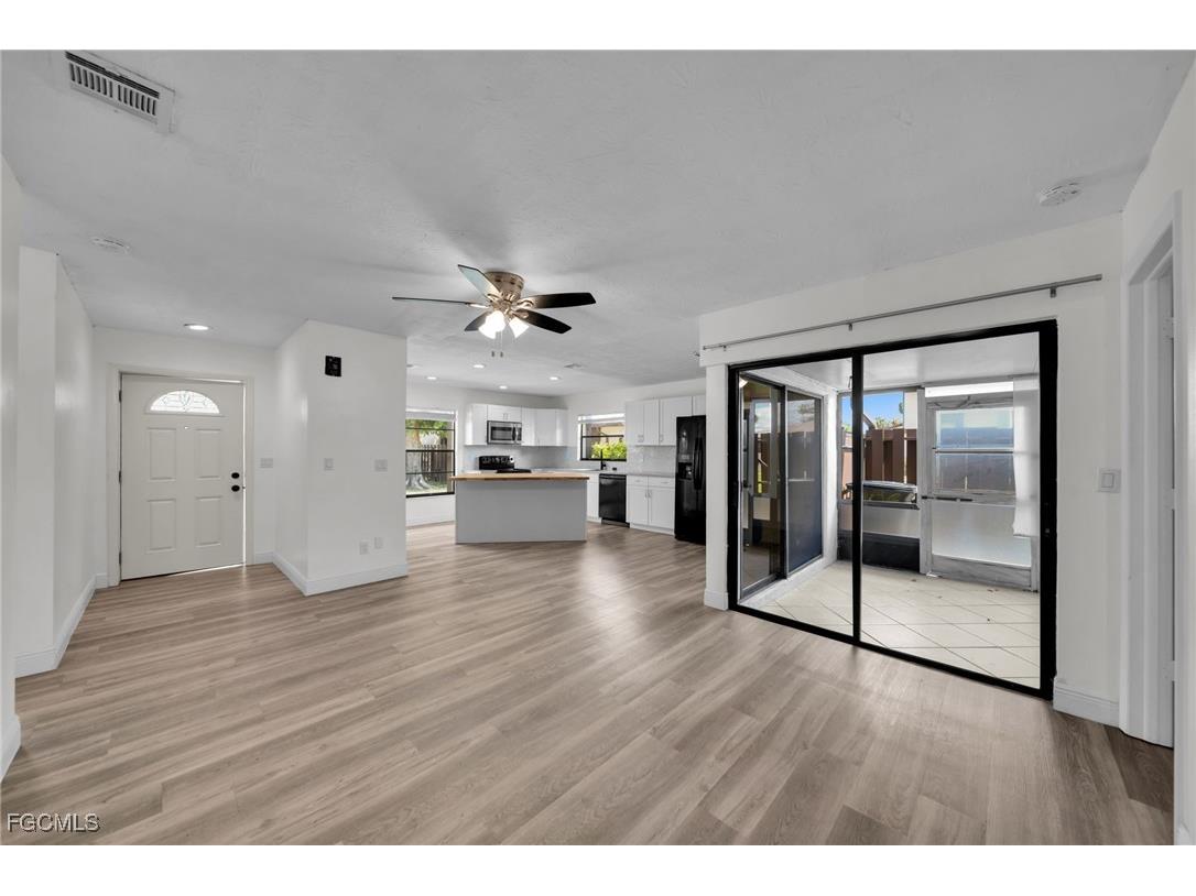 719 SE 12th Avenue #106 Cape Coral FL 33990 2025019101 image3