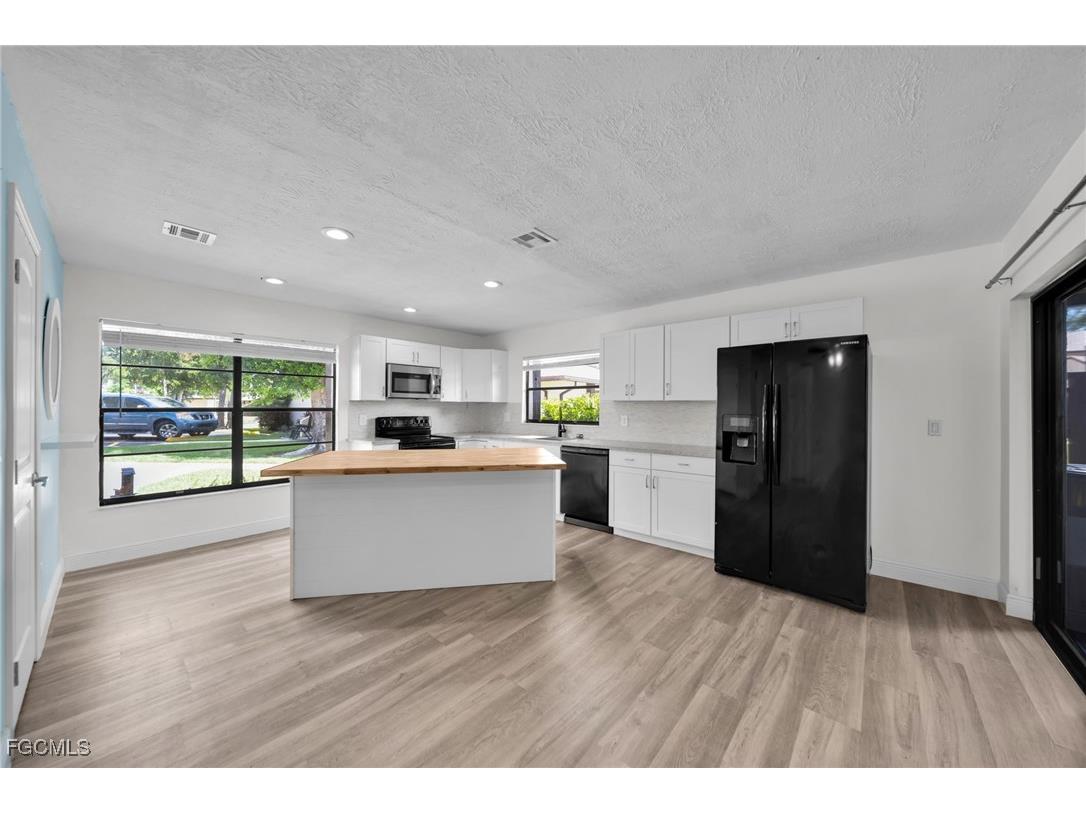 719 SE 12th Avenue #106 Cape Coral FL 33990 2025019101 image4