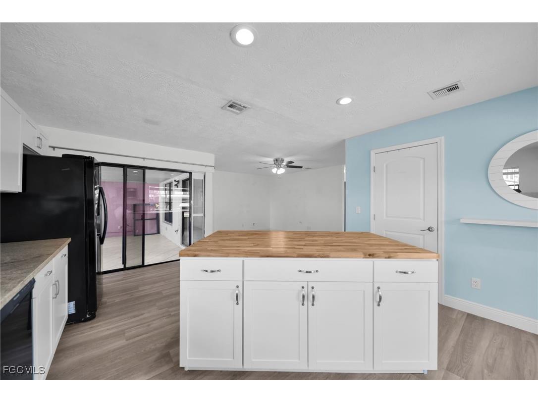 719 SE 12th Avenue #106 Cape Coral FL 33990 2025019101 image7