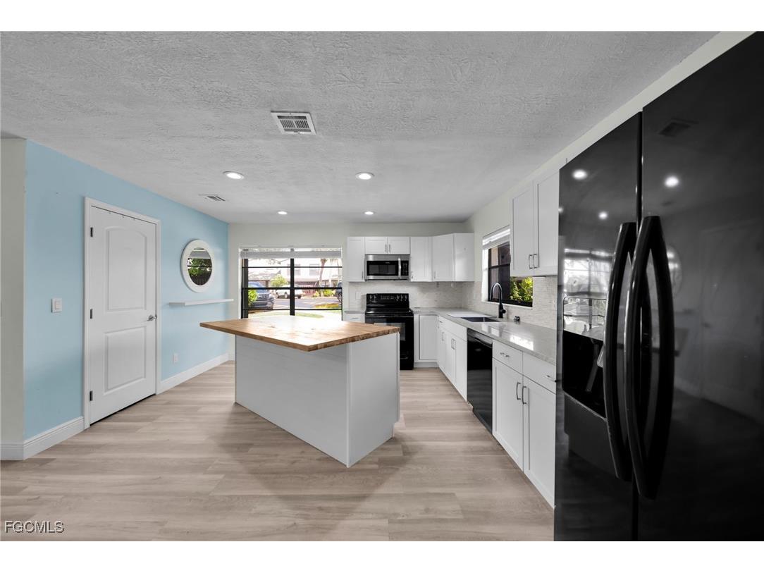 719 SE 12th Avenue #106 Cape Coral FL 33990 2025019101 image8