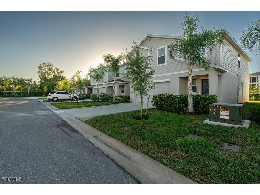 7190 Sugar Pine Way Fort Myers FL 33966 2025022595 image3