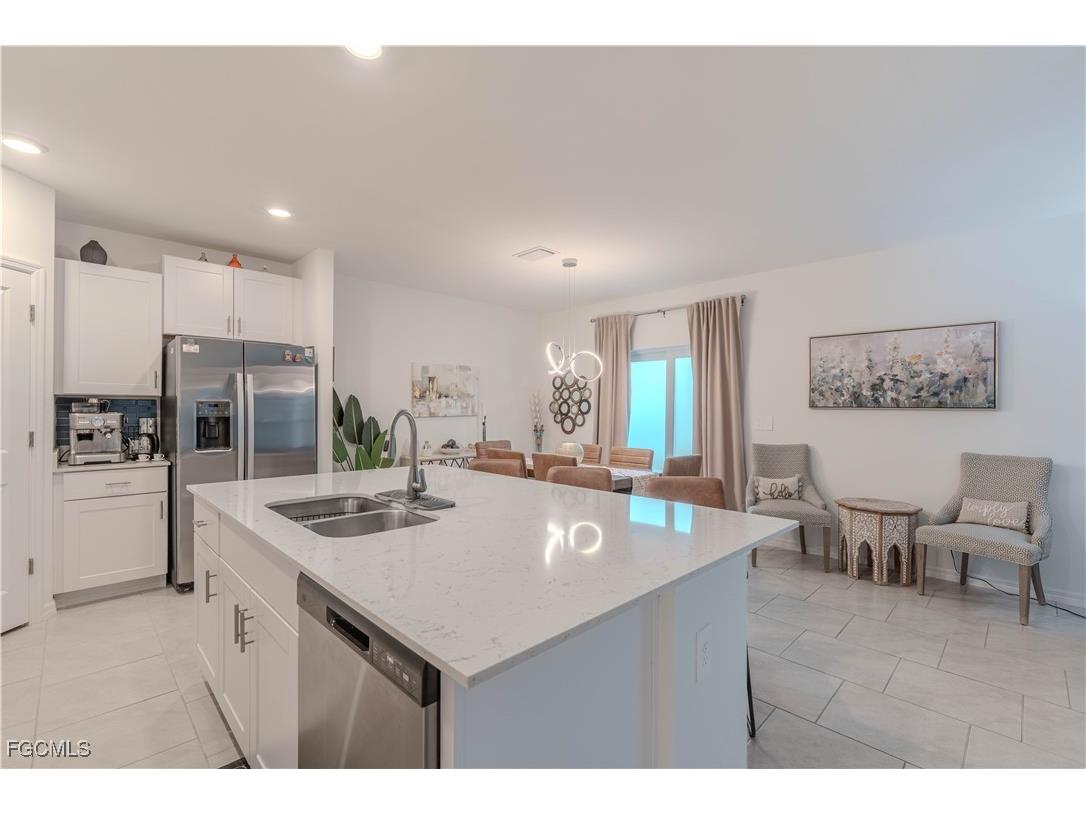 7190 Sugar Pine Way Fort Myers FL 33966 2025022595 image9