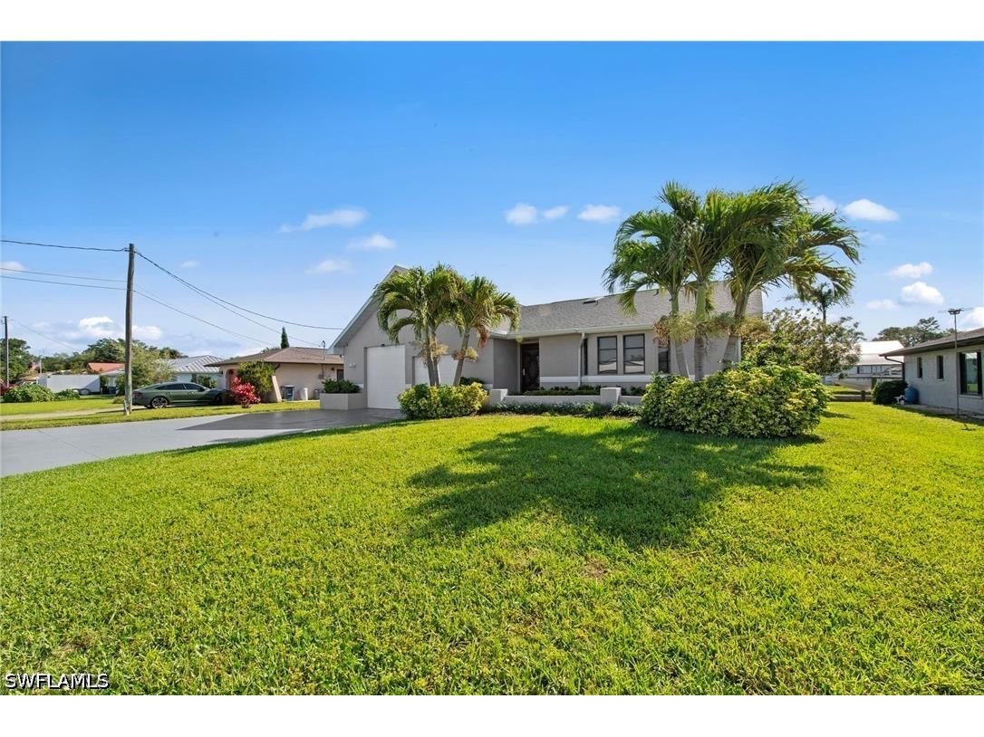 7195 Reymoor Drive North Fort Myers FL 33917 226016741 image3