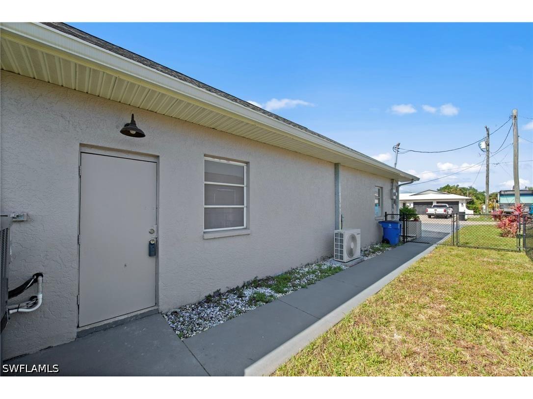 7195 Reymoor Drive North Fort Myers FL 33917 226016741 image6