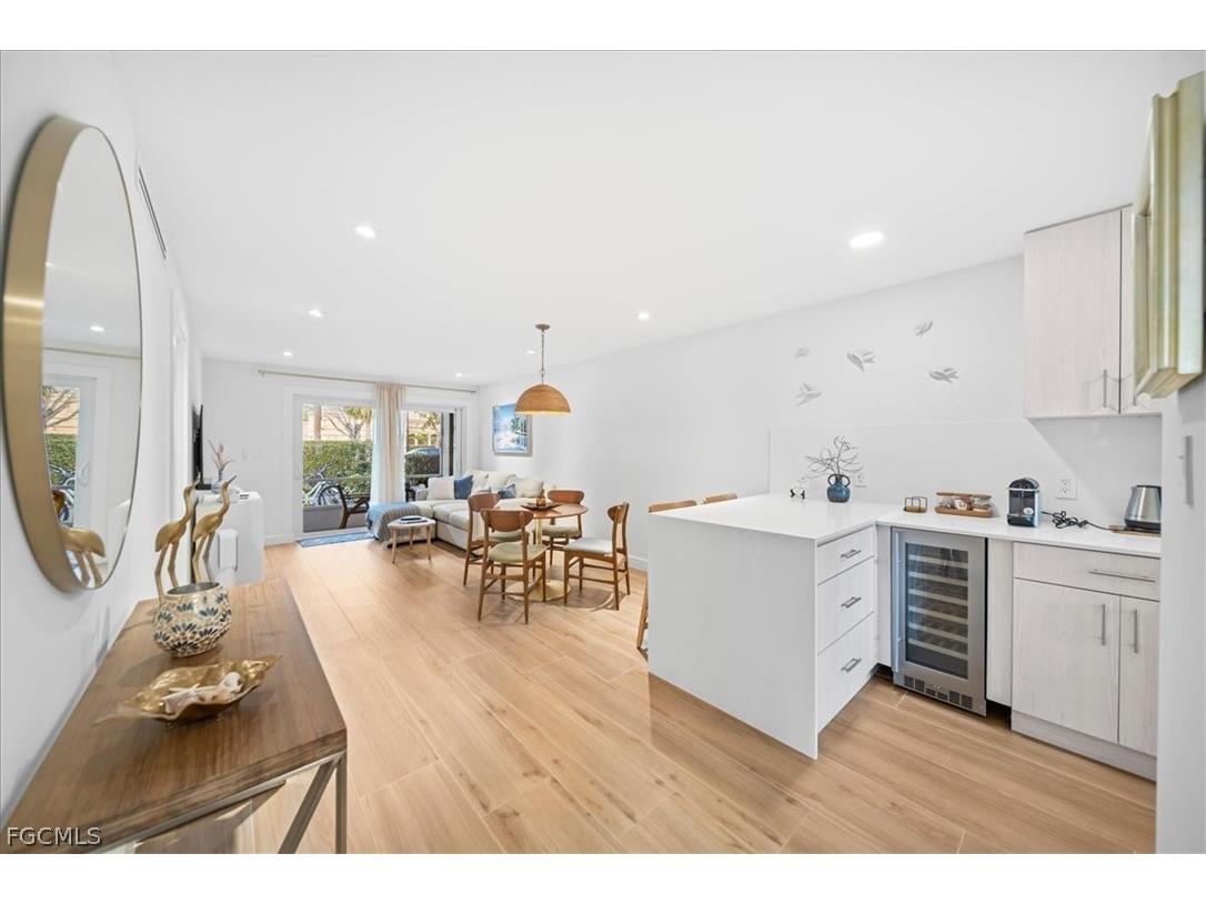 72 7th Street S #112 Naples FL 34102 2025000209 image12