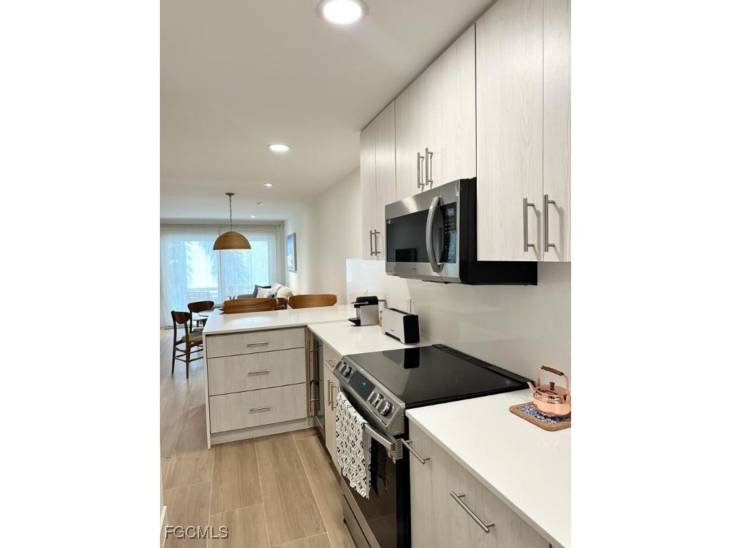 72 7th Street S #112 Naples FL 34102 2025016735 image4