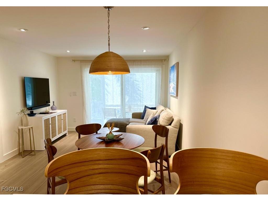 72 7th Street S #112 Naples FL 34102 2025016735 image5