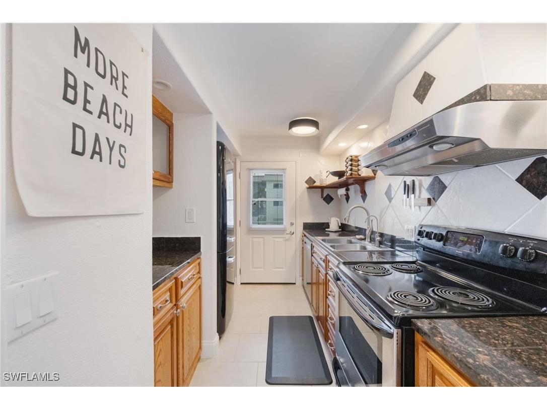 72 7th Street S #206 Naples FL 34102 226003580 image12