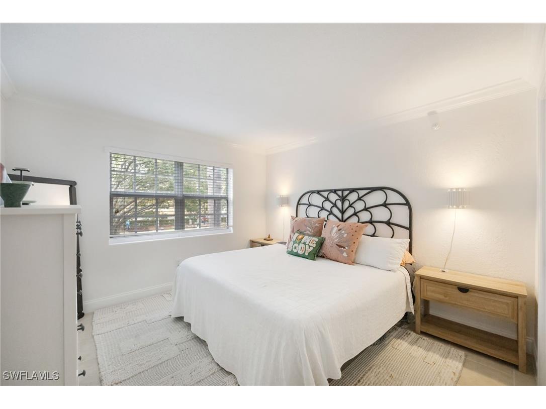 72 7th Street S #206 Naples FL 34102 226003580 image16