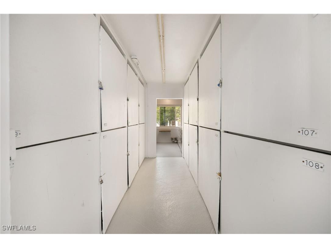 72 7th Street S #206 Naples FL 34102 226003580 image23