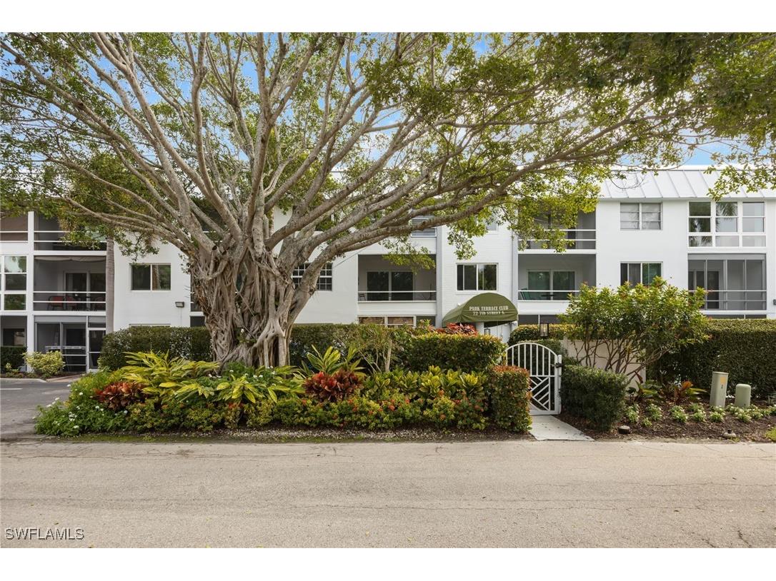 72 7th Street S #206 Naples FL 34102 226003580 image26