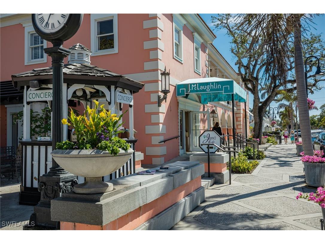 72 7th Street S #206 Naples FL 34102 226003580 image32