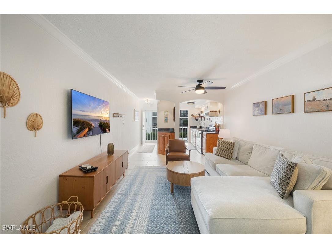 72 7th Street S #206 Naples FL 34102 226003580 image7