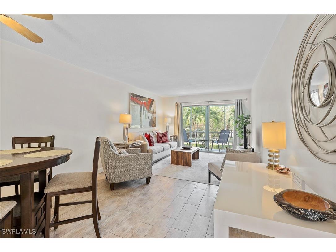 72 7th Street S #208 Naples FL 34102 225059099 image4