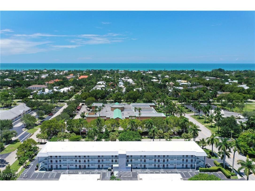 72 7th Street S #209 Naples FL 34102 225068793 image1