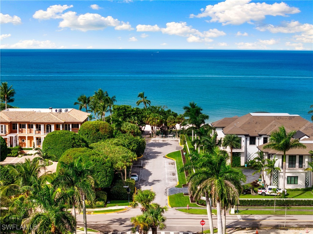 72 7th Street S #305 Naples FL 34102 225073659 image20