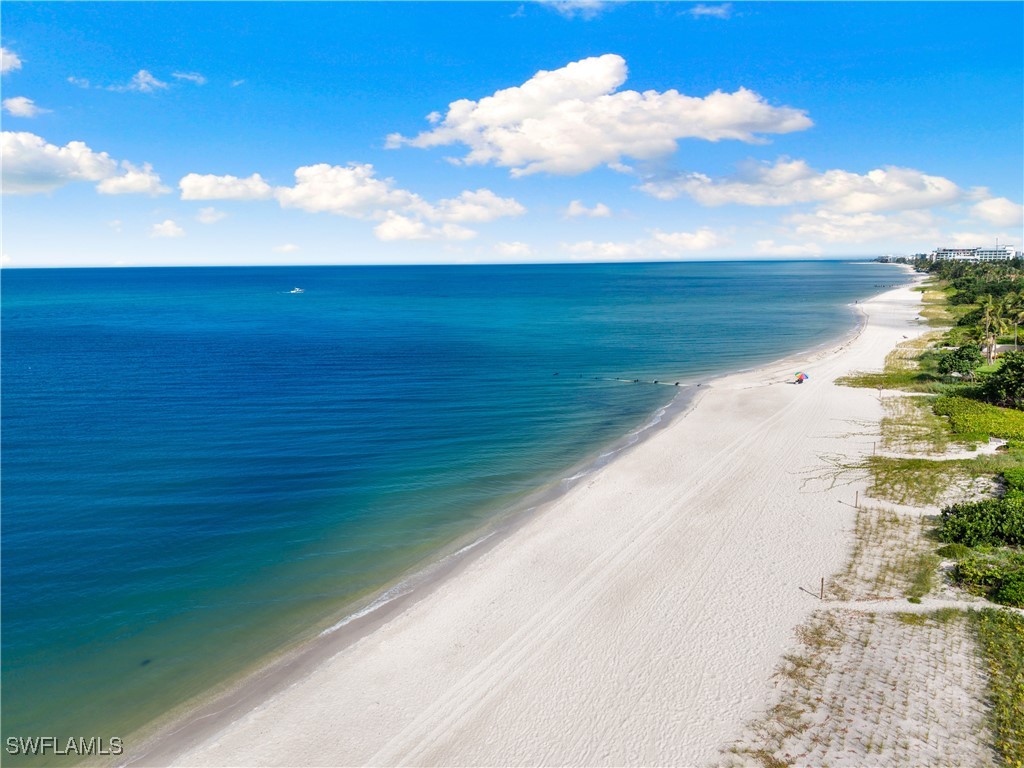 72 7th Street S #305 Naples FL 34102 225073659 image22