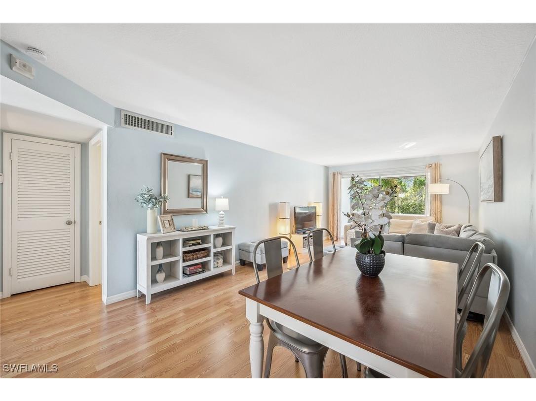 72 7th Street S #305 Naples FL 34102 225073659 image8