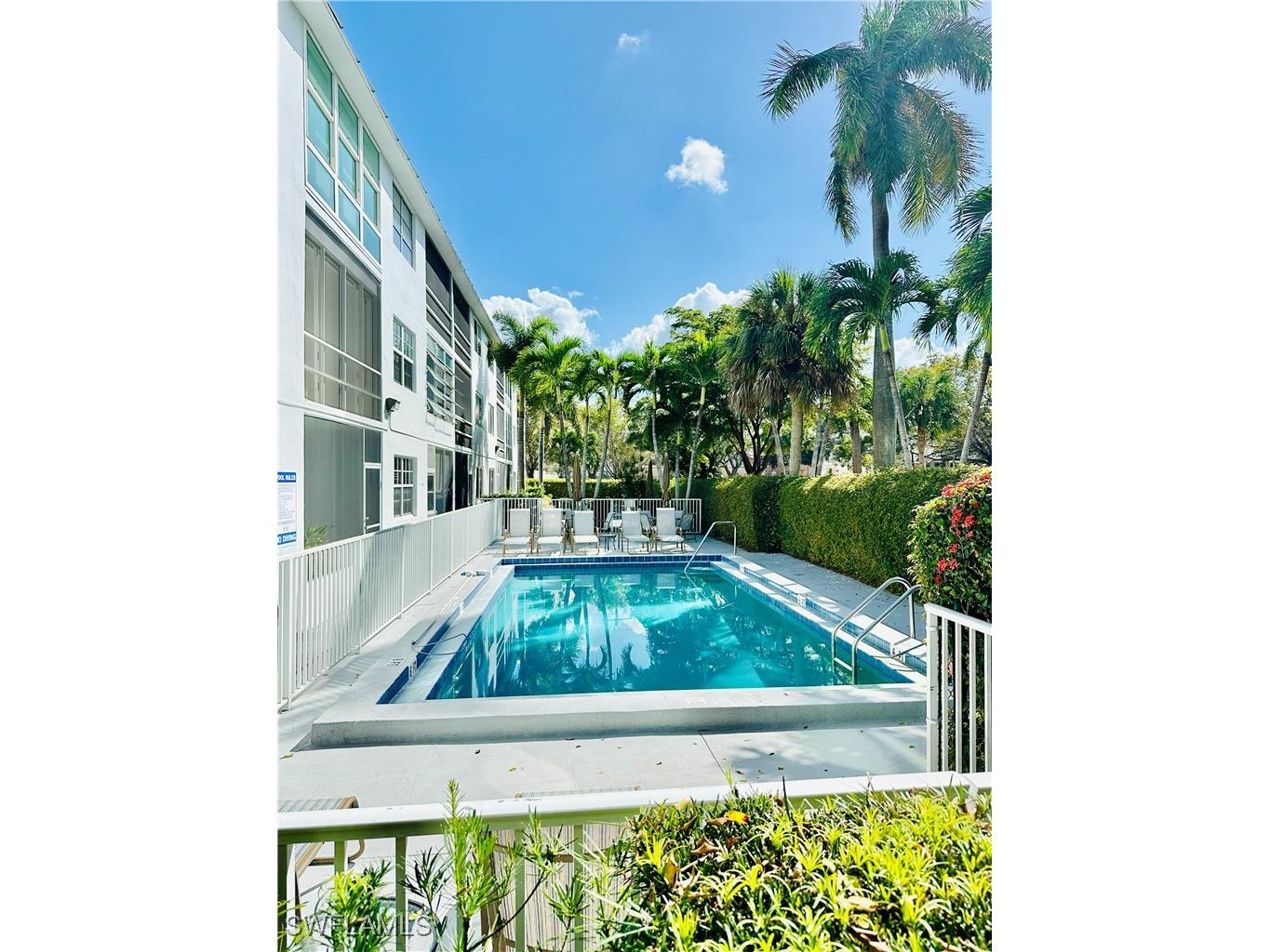 72 7th Street S #306 Naples FL 34102 226003622 image23