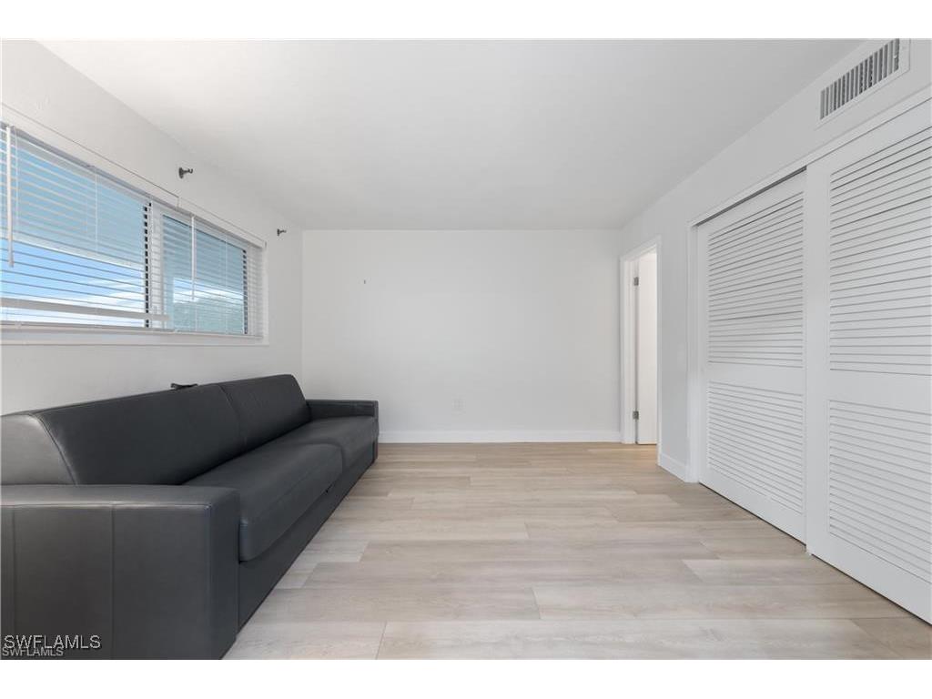 72 7th Street S #310 Naples FL 34102 225071529 image20