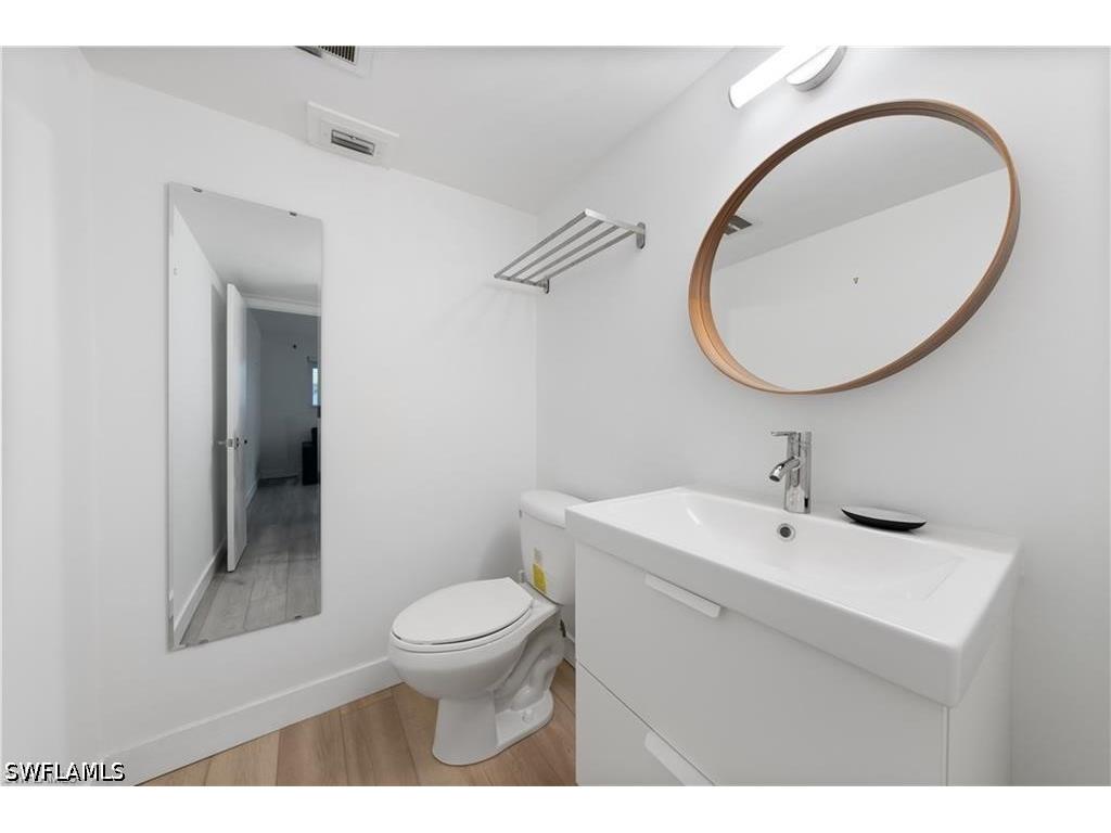 72 7th Street S #310 Naples FL 34102 226015021 image16