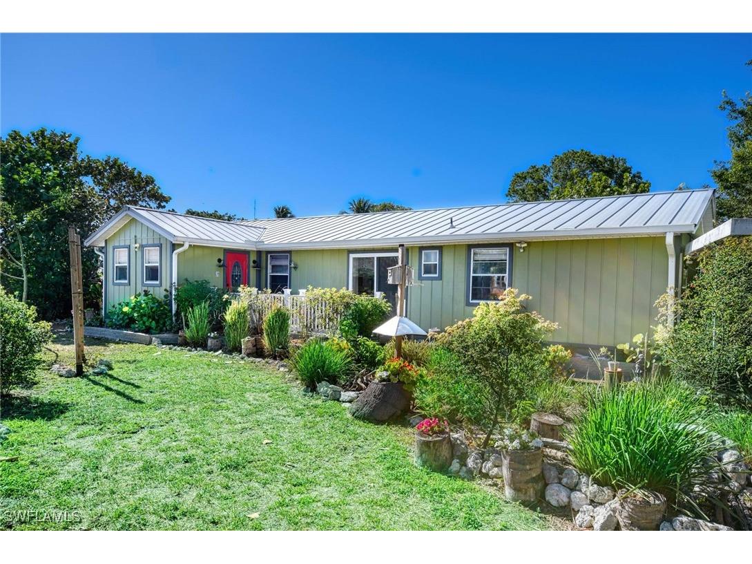 72 Henderson Drive Naples FL 34114 225031442 image1