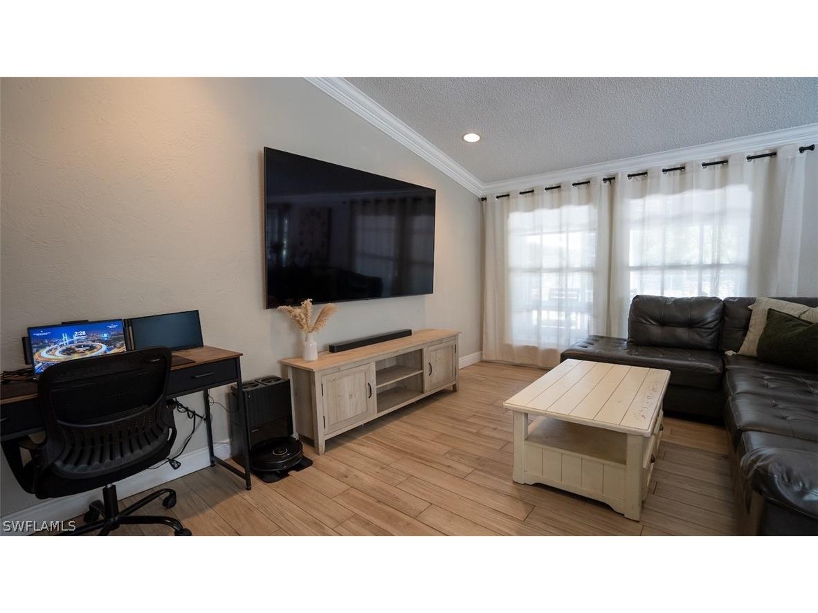 720 29th Street NW Naples FL 34120 226008211 image17