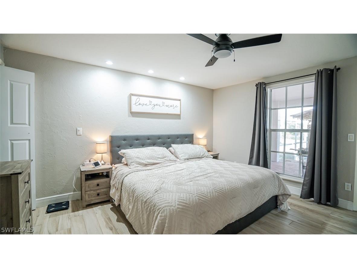 720 29th Street NW Naples FL 34120 226008211 image33