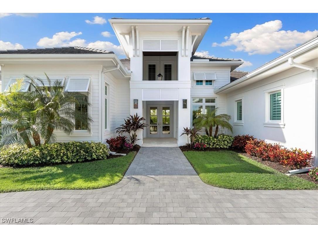 720 Anderson Drive Naples FL 34103 224001699 image1