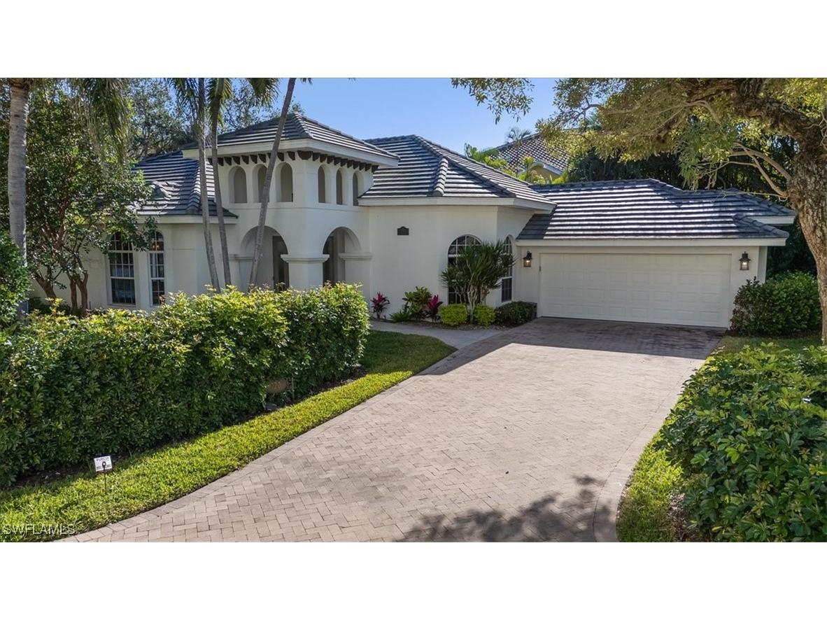 720 Bentwater Circle Naples FL 34108 225010644 image1