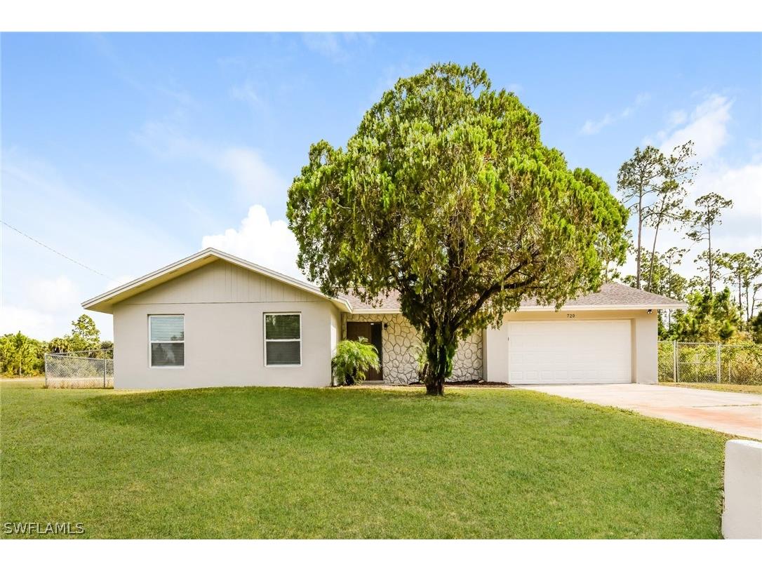 720 Calvin Avenue Lehigh Acres FL 33972 224025560 image1