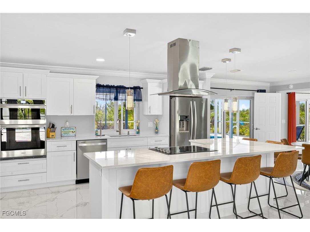 720 Durion Court Sanibel FL 33957 2025004825 image2