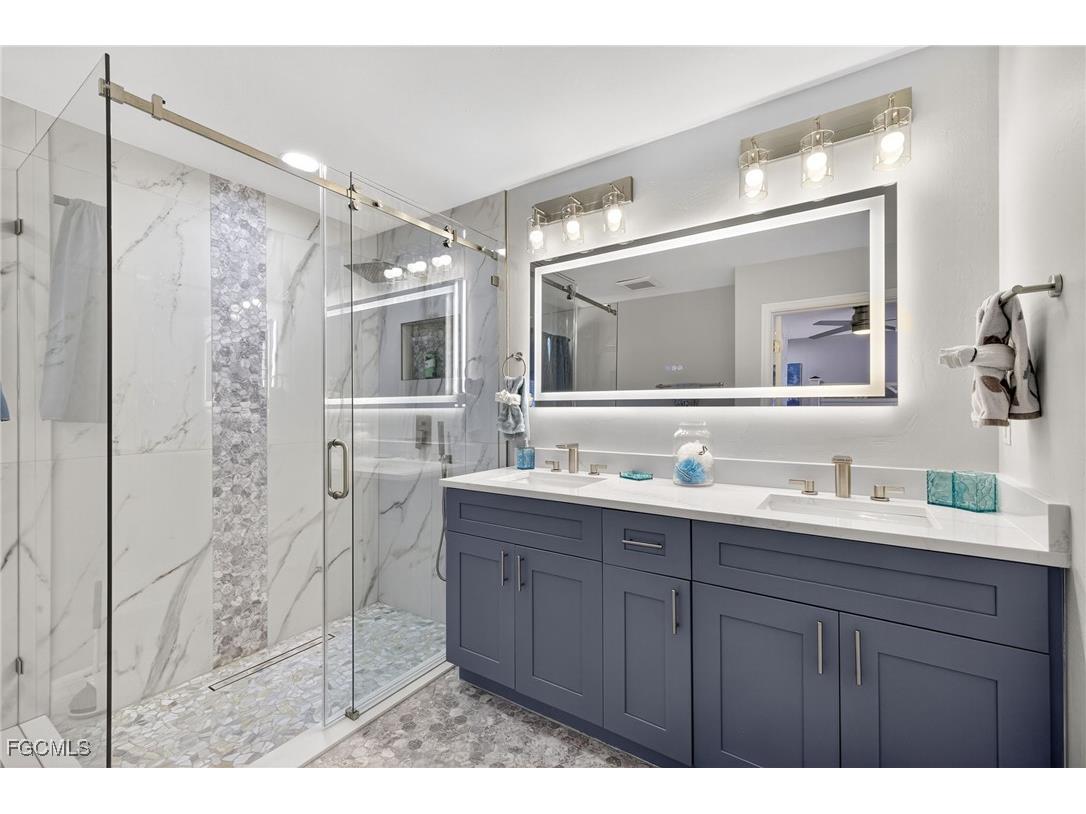 720 Durion Court Sanibel FL 33957 2025004825 image21