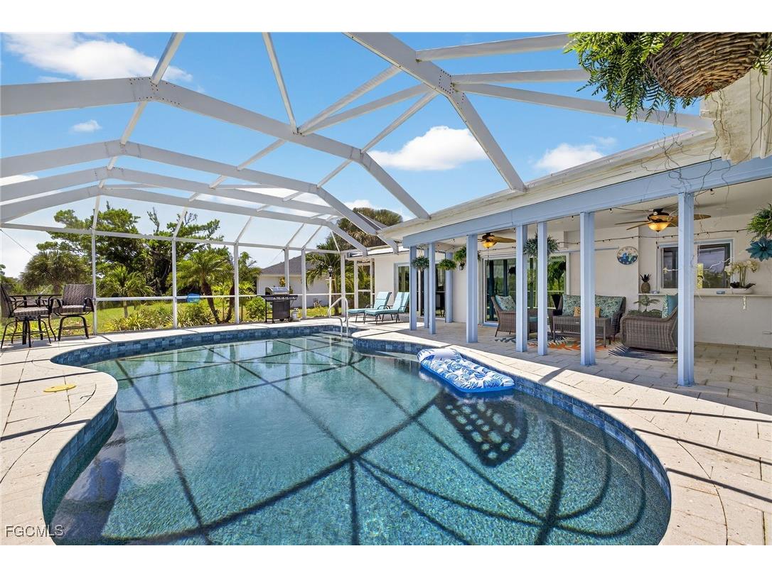 720 Durion Court Sanibel FL 33957 2025004825 image31