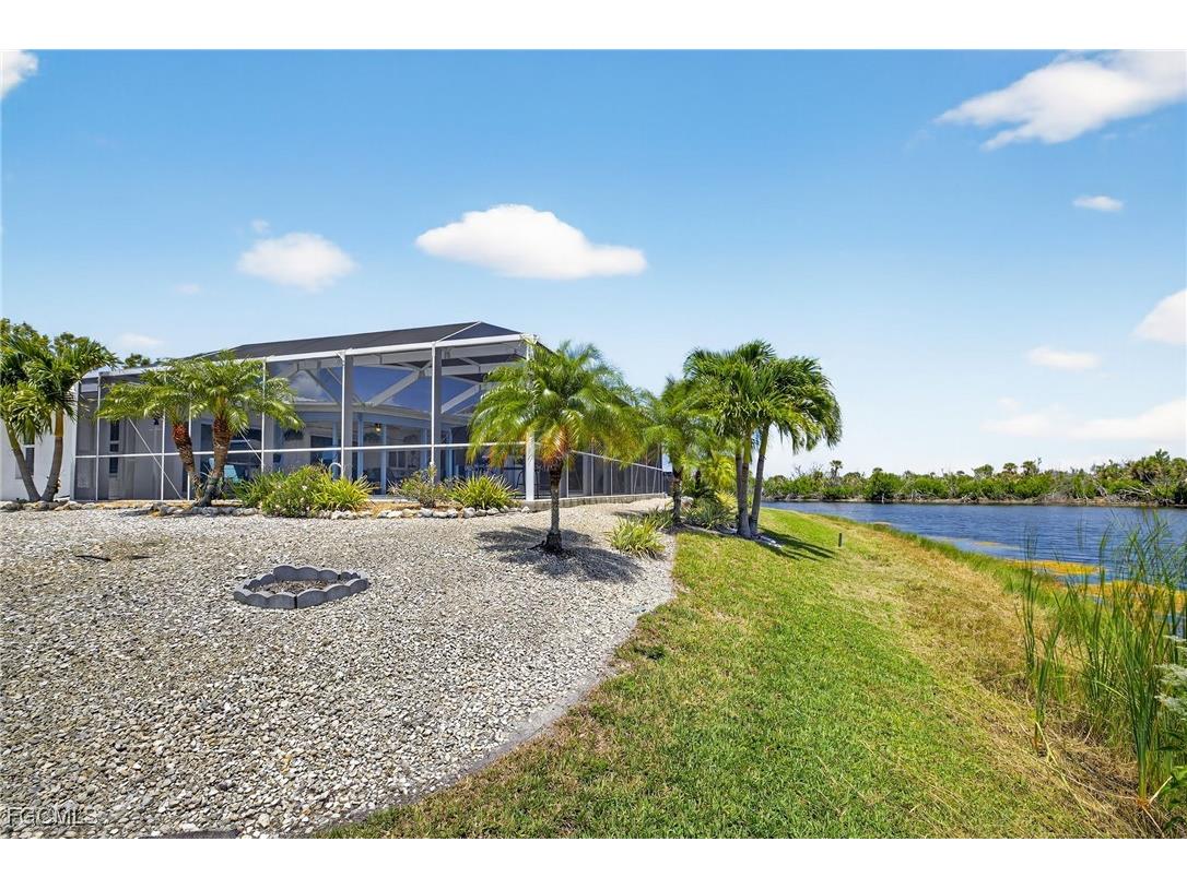 720 Durion Court Sanibel FL 33957 2025004825 image35