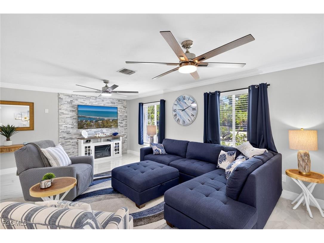 720 Durion Court Sanibel FL 33957 2025004825 image4