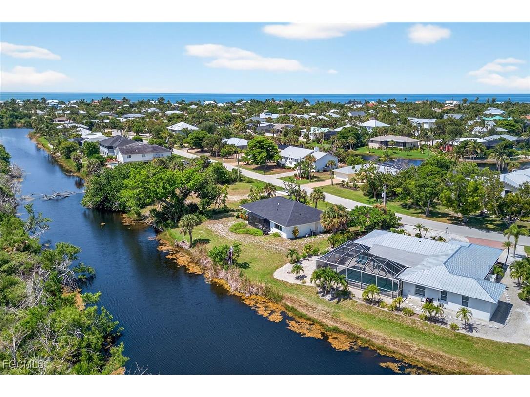 720 Durion Court Sanibel FL 33957 2025004825 image43